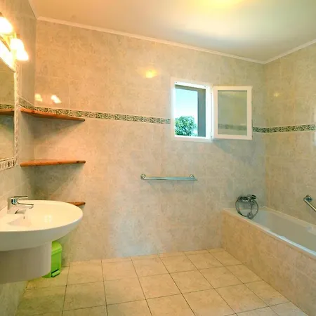 Casa de Férias Mare E Sole In Isolaccio - Kor01039-byc